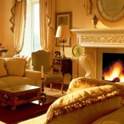 Chateau King Henry Mantel Display